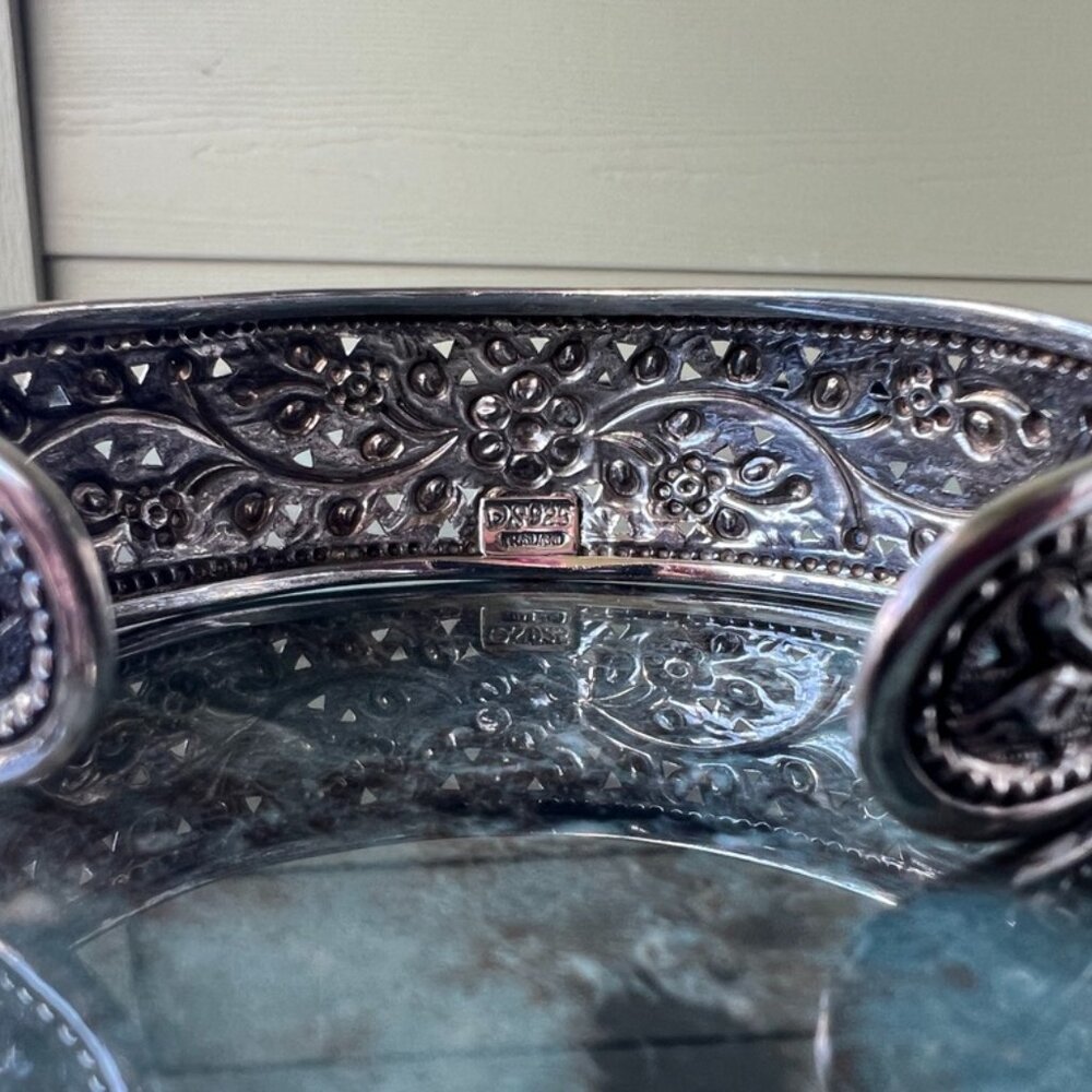 DS 925 Thailand Signed Solid Sterling Silver Etched Floral Cuff Bracelet - Picture 4 of 6